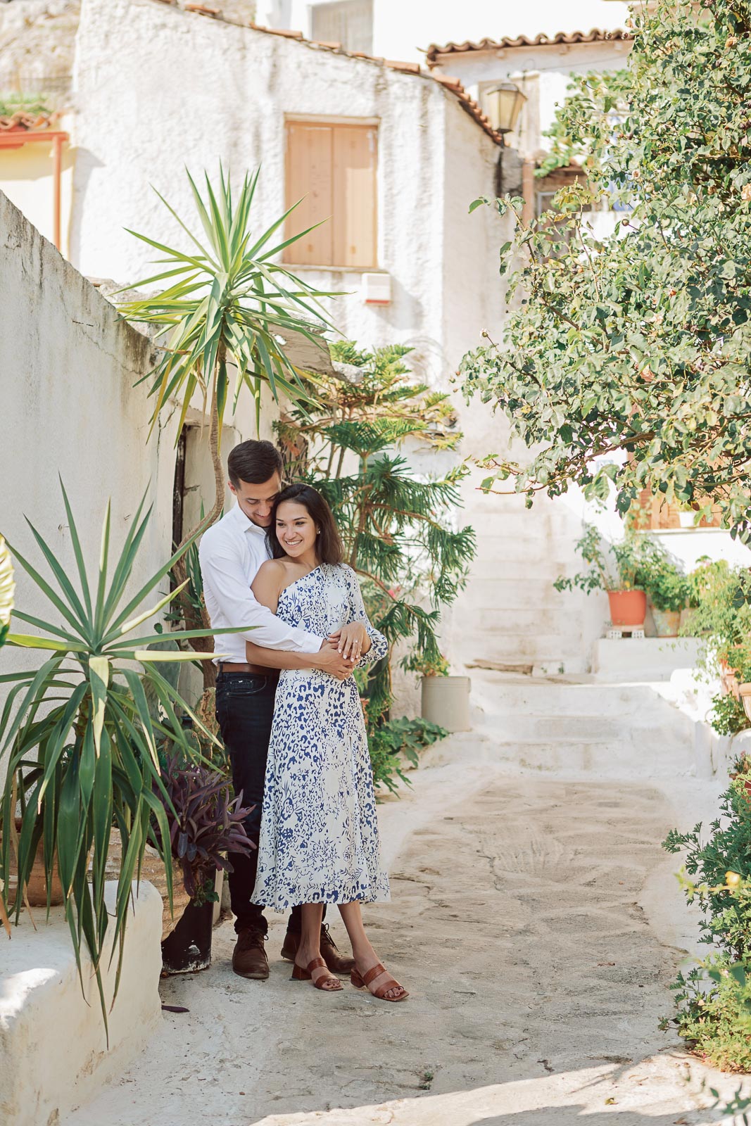 Engagement photo session in Athens