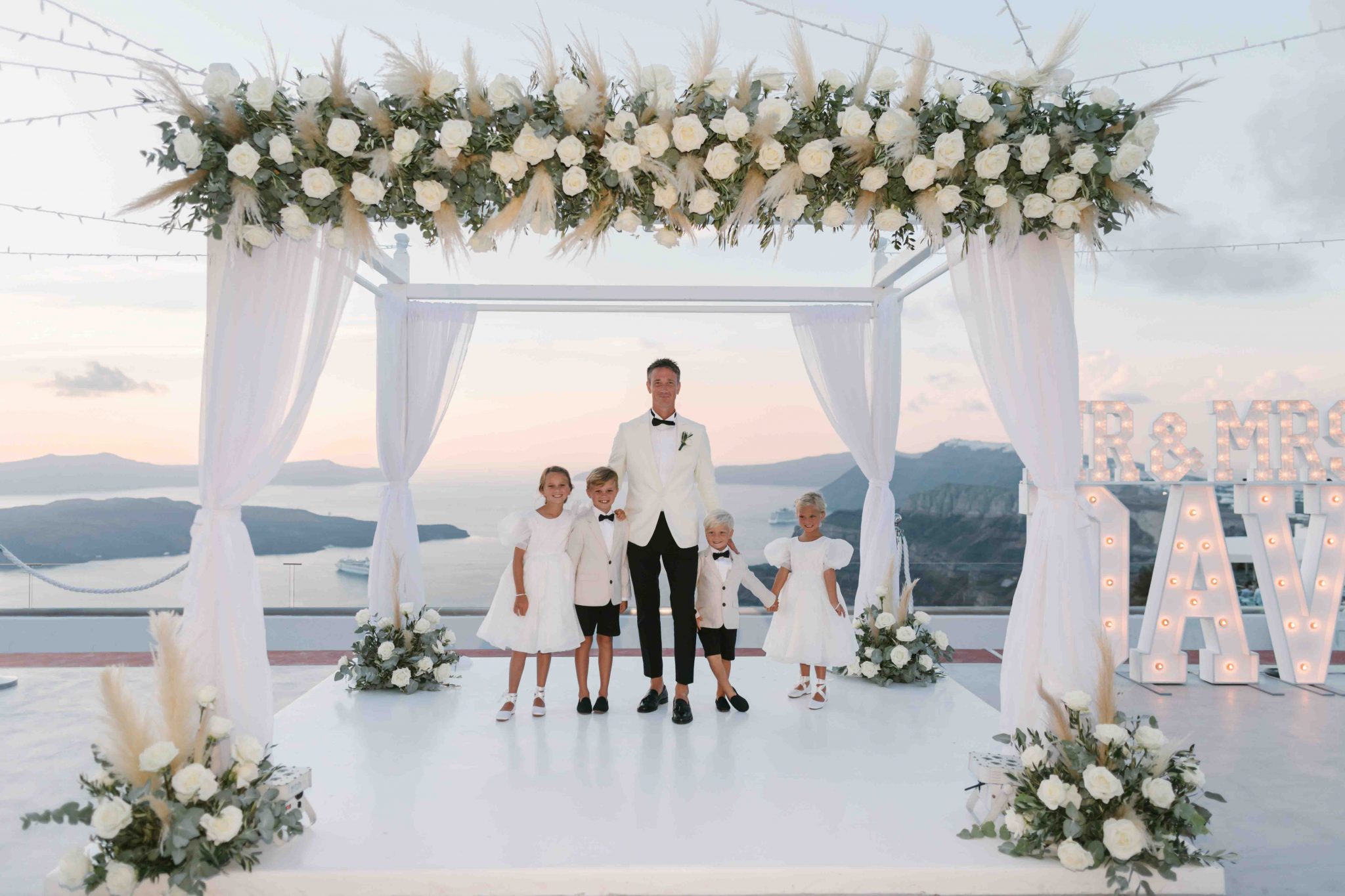 wedding in Santorini