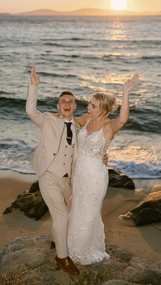 Amelia & Callum ✨
Mykonos, Saint John — and a day bursting with love, energy, and pure joy.I love weddings like this.
Young, wildly in love, surrounded by friends who celebrate every second, every beat, every moment.
From the very first minutes of the day, the energy was high — laughter, movement, excitement in the air.
This wasn’t a quiet story.
This was a Mykonos wedding — vibrant, emotional, full of life.Sun, sea breeze, music, dancing, fireworks lighting up the night —
a celebration that felt effortless and alive, exactly as it should.
Days like this remind me why I photograph weddings —
not to stage moments, but to feel them, live them, and turn them into memories that last forever.Planning: @mykonosweddings
Venue: @saintjohnresort
Photography: @ispiru
Videography: @ak3fotografia
Hair & Makeup: @martzori_hairartist_mykonos
Sax & DJ: @sax_vibrations
Bride & Groom Preparations: @andronikosmykonos#MykonosWedding
#WeddingInMykonos
#MykonosWeddingPhotographer
#DestinationWeddingGreece
#luxuryweddinggreece